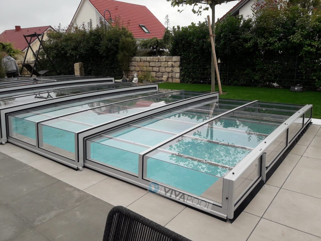 Nowoczesne zadaszenie 7,75 x 3,50 x 0,50 na basen PRESTIGE R1 z jedną szyną PC lity MOCNE