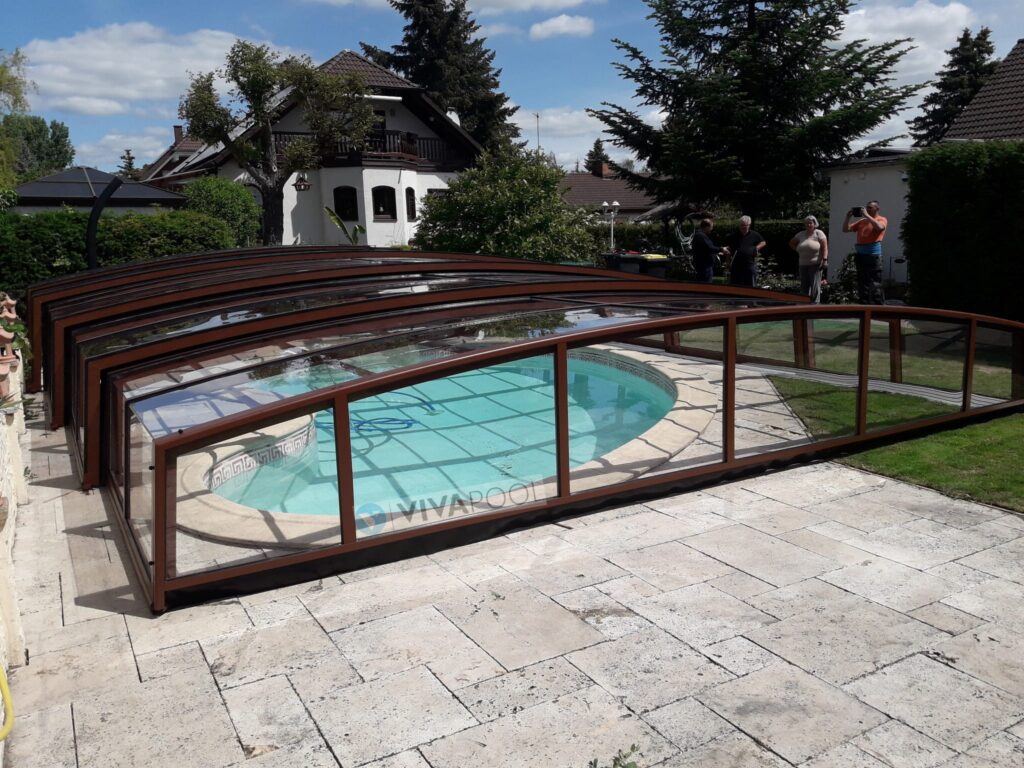 Nowoczesne zadaszenie 10,29 x 4,50 x 0,75 na basen PRESTIGE R1 z jedną prowadnicą PC lity MOCNE