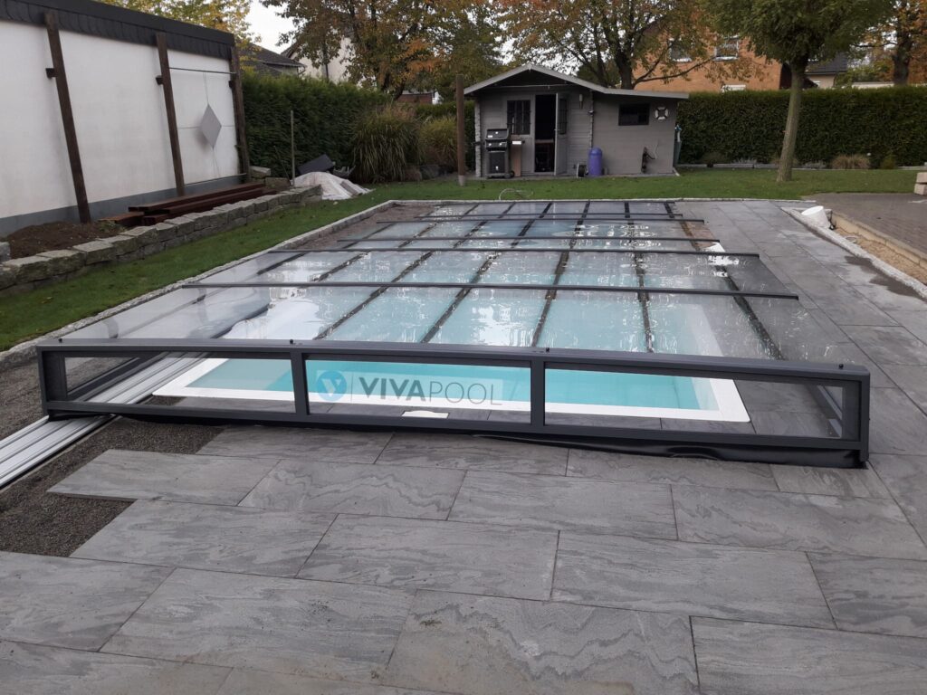 Zadaszenie basenowe 15,37 x 6,00 x 0,90 eleganckie PRESTIGE R1 z jedną prowadnicą PC lity
