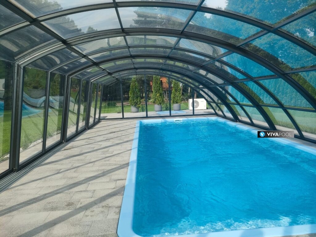 Eleganckie zadaszenie na basen wysokie OPTIMA I 10,90 x 5,20 x 2,30 poliwęglan lity wysoka pokrywa basenowa ANTRACYT