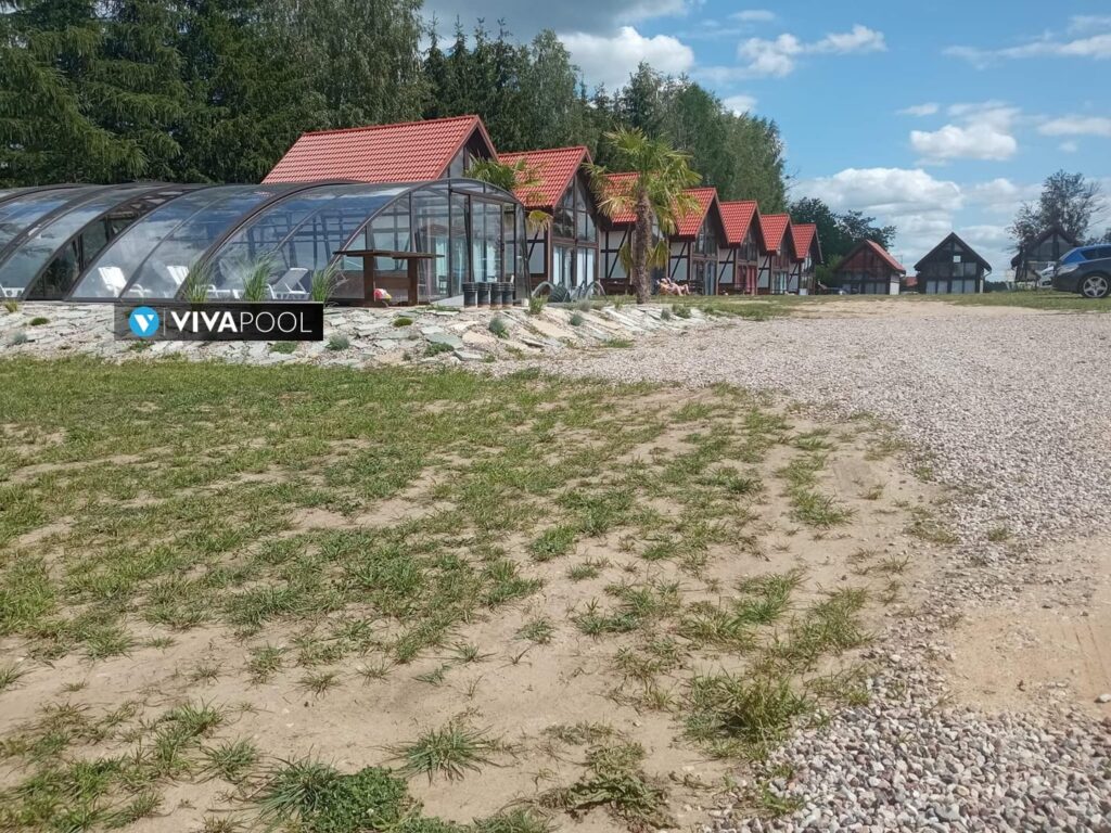 Eleganckie zadaszenie na basen wysokie OPTIMA 12,83 x 6,00 x 2,50 poliwęglan lity pokrywa basenowa